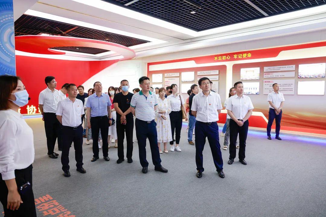 从中国国防的历史中我们能学到什么？，中国国防历史中的智慧与启示，我们能学到什么？