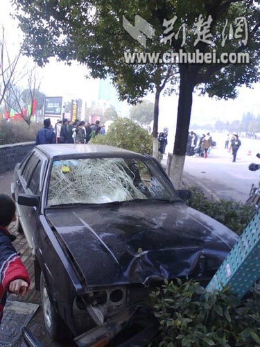 黄石车祸新闻最新消息，事故现场救援与后续处理，黄石车祸最新消息，事故现场救援与后续处理进展