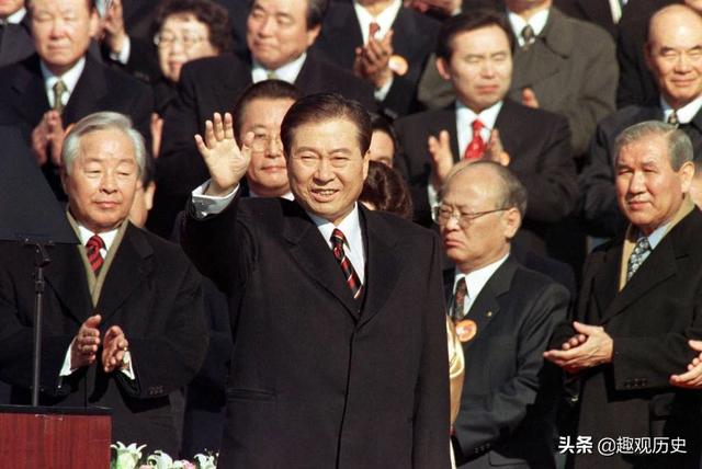 韩国唯一得善终的总统,李明博的传奇人生与执政智慧,李明博,韩国唯一得善终的总统——传奇人生与执政智慧探索