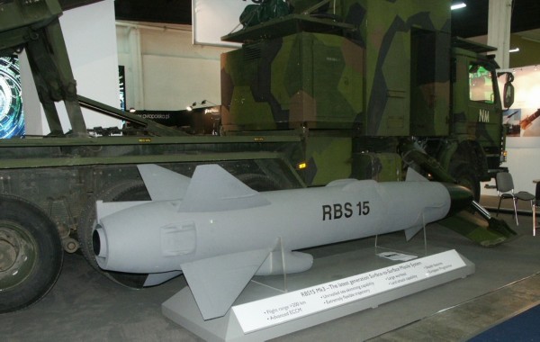 鹰击长空,价格背后的故事——鹰击18的价格与价值探讨,鹰击长空背后的故事,价格与价值深度探讨