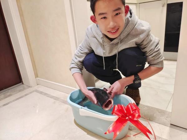 今天喷什么,探索个性化香水魅力的无限可能,探索个性化香水魅力的奥秘,今日你选择了哪种香气?