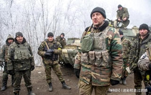 瓦格纳突击队展示美军装备,力量与技术的完美结合,瓦格纳突击队展示美军装备,力量与技术的巅峰展现