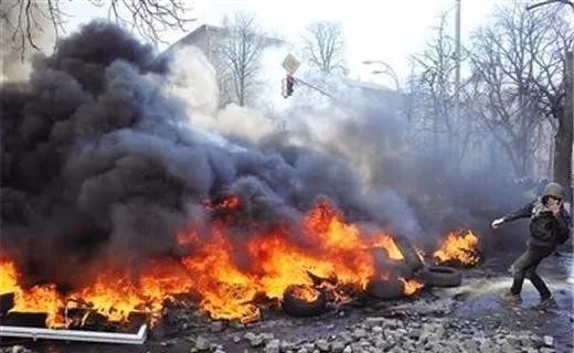 乌俄交火会危及中国吗,多维视角下的深度解析,多维视角下的深度解析,俄乌交火对中国的影响与考量