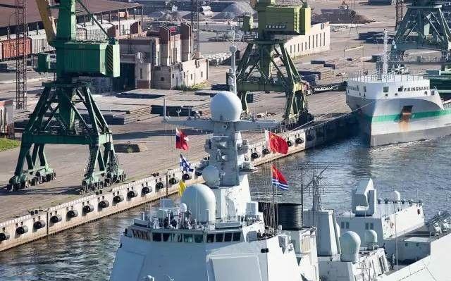 探索中国海军的先锋力量,052C型驱逐舰的柴燃交替动力系统,中国海军先锋力量探索,052C型驱逐舰的柴燃交替动力系统揭秘