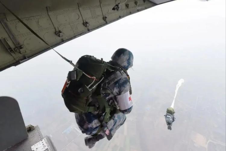 空降兵第十五军所属战区揭秘,揭秘空降兵第十五军所属战区