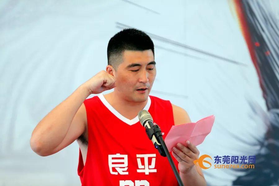 今天篮球赛现场直播——热血与激情的碰撞，篮球热血碰撞，今日现场直播盛宴开启！