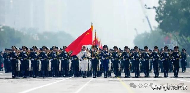 阅兵方阵威武雄壮,展现国家力量与荣耀,阅兵方阵展现国家力量与荣耀,威武雄壮的壮丽画卷