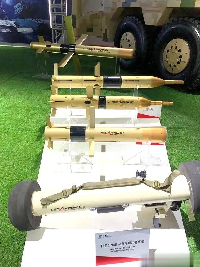 标枪与红箭，两种武器的独特魅力与比较分析，标枪与红箭，武器魅力与比较分析概览