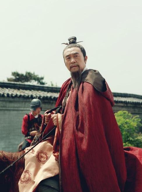 白小姐与刘伯温,一马一肖的传奇故事,白小姐与刘伯温,一马一肖的传奇之旅