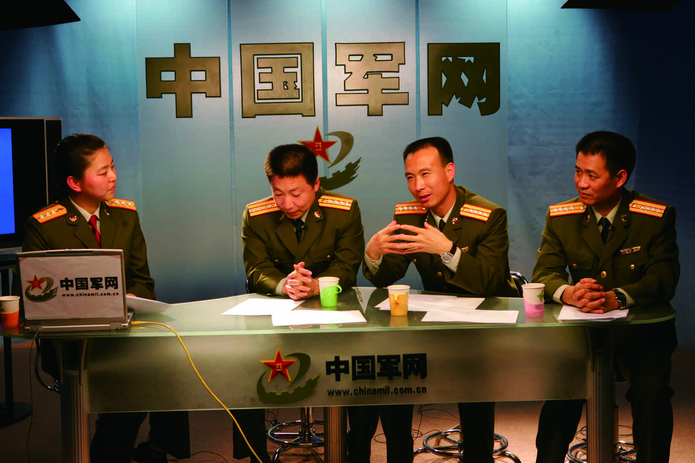 新浪三军论坛军事评论,深度剖析与前瞻思考,新浪三军论坛深度军事评论,剖析与前瞻思考