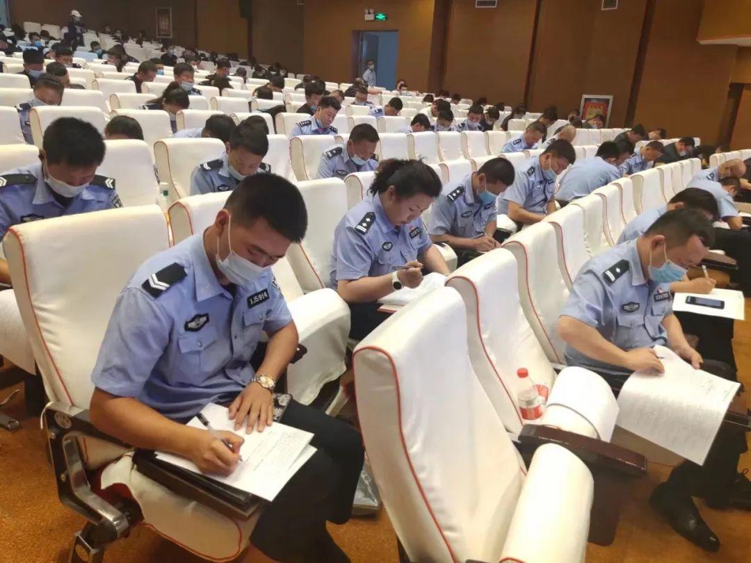 政治新闻摘抄2022,聚焦时代变迁与政策动向,2022政治新闻聚焦,时代变迁与政策动向摘要