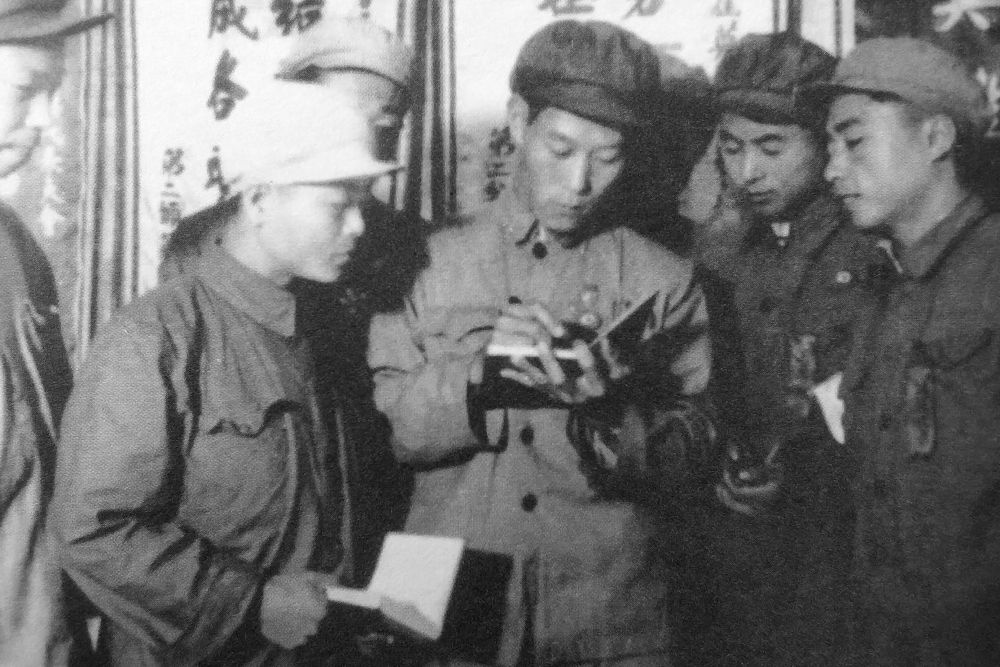 中国人民志愿军在朝鲜的牺牲与奉献,中国人民志愿军在朝鲜的英勇牺牲与无私奉献