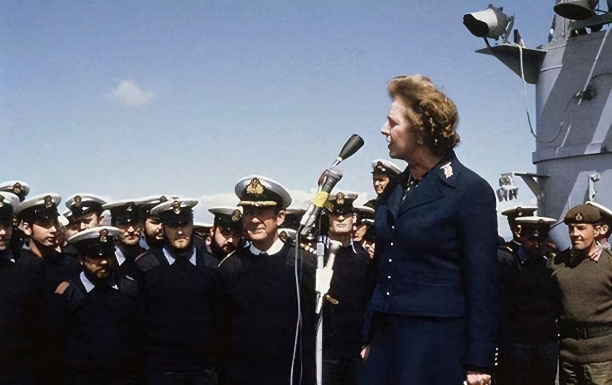 解放军报1990年电子版,历史回顾与数字时代的军事新闻传播,解放军报历史回顾与数字时代的军事新闻传播探索