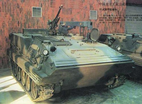 军事战车图片，探索现代战争中的钢铁巨兽，现代战争中的军事战车，钢铁巨兽的探索