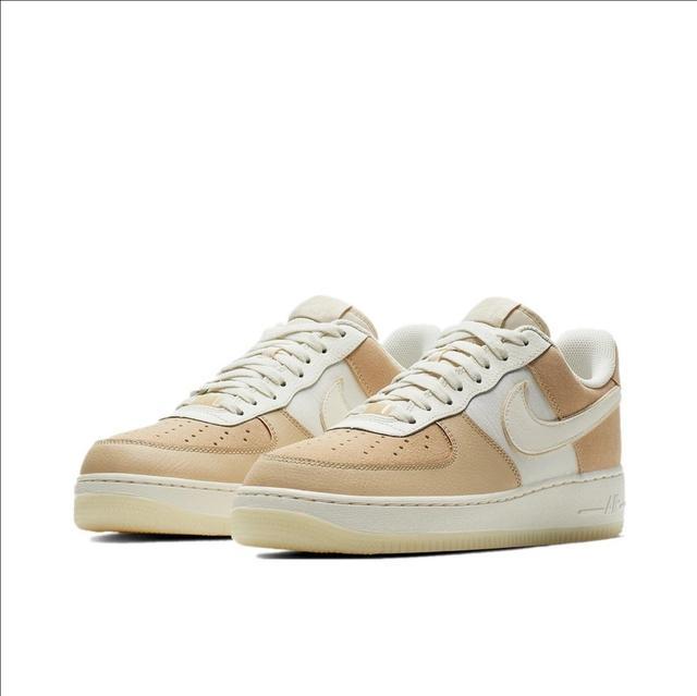 空军一号纯白款实体店价格解析，空军一号纯白款实体店价格详解