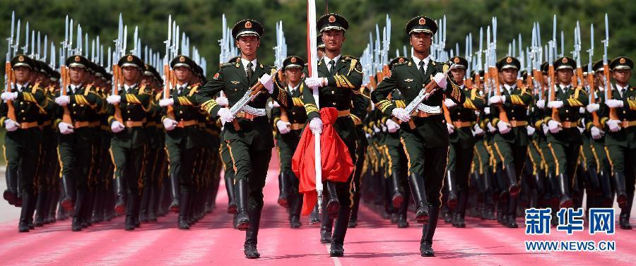 观看2015年阅兵升旗仪式完整视频,庄严神圣的仪式展现国家力量,庄严展现国家力量,观看阅兵升旗仪式完整视频回顾 2015年盛况