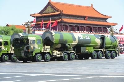 东风导弹家族中的两大重要成员,东风-21D与东风-26的区别研究,东风导弹家族揭秘,东风-21D与东风-26的技术差异研究