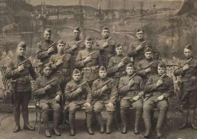 著名枪械公司,历史、创新与影响,著名枪械公司的历史沿革、创新足迹及其对业界的影响