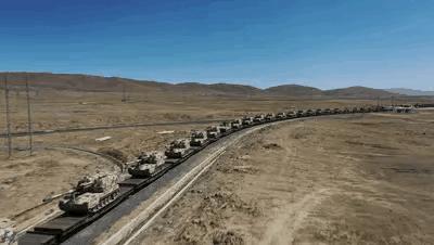 想对中印边境士兵说些什么，致敬中印边境士兵，英勇无畏，守护和平的勇者之言