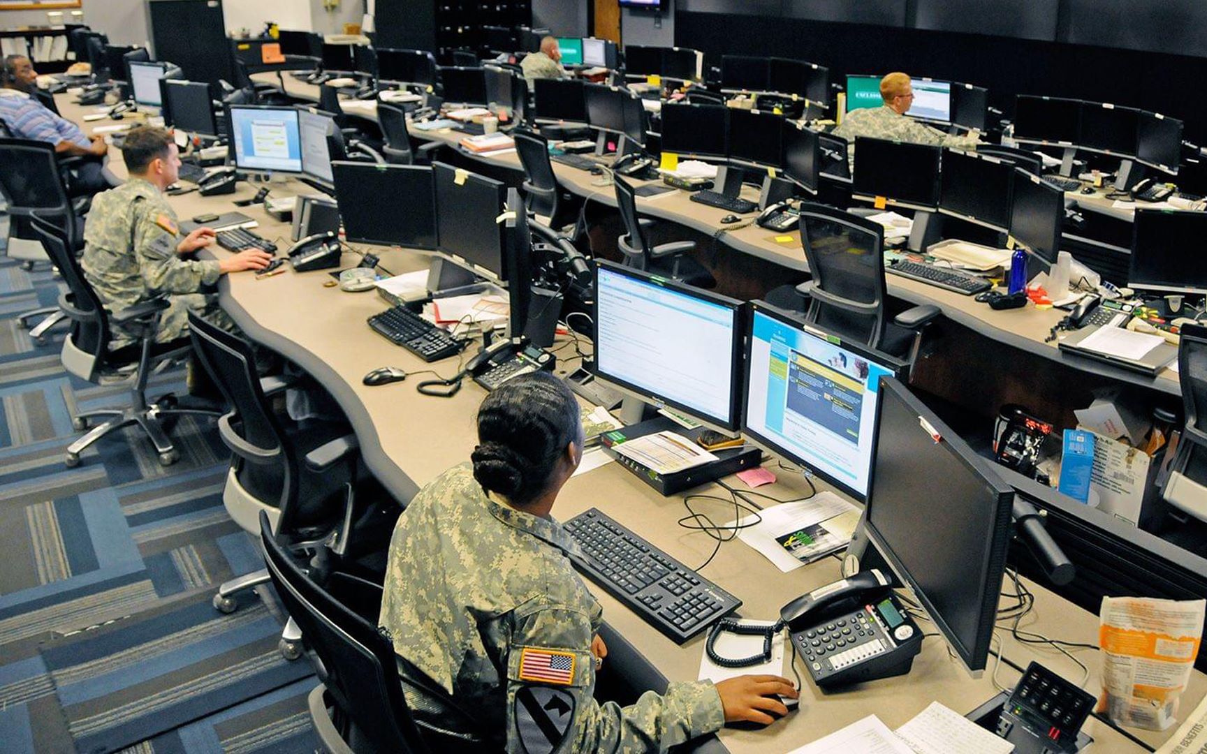 网络作战部队,新时代的守护者与挑战,网络作战部队,新时代的守护者面临的新挑战