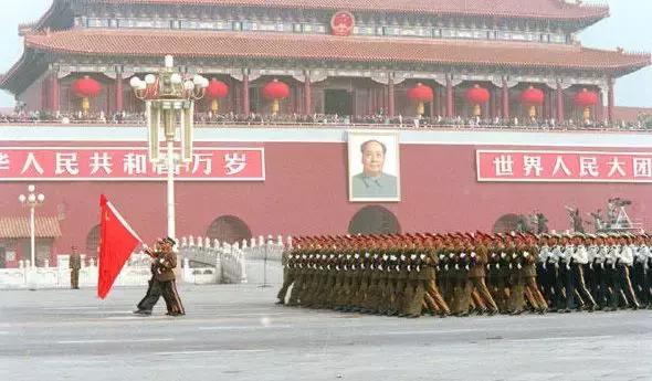 秦基伟将军与阅兵式的荣耀时刻，秦基伟将军阅兵荣耀瞬间