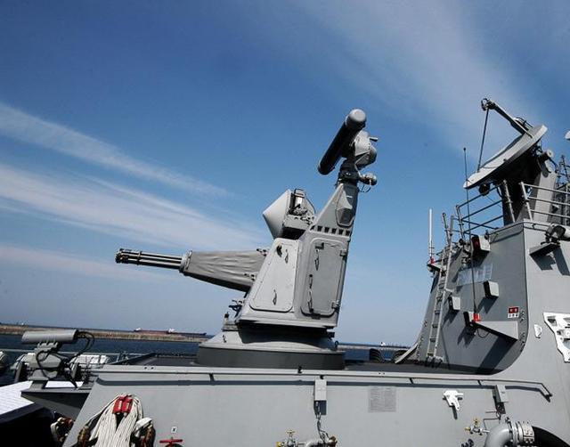 守门员防空炮,足球场上的重要防线与防空利器,守门员防空炮,足球场上的防线与防空利器揭秘