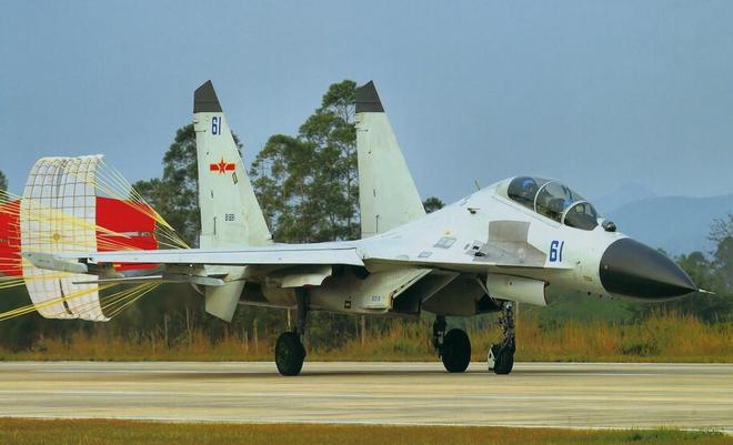 歼-11战斗机之贡献，中国国防力量的璀璨明珠，歼-11战斗机，中国国防力量的璀璨明珠与贡献