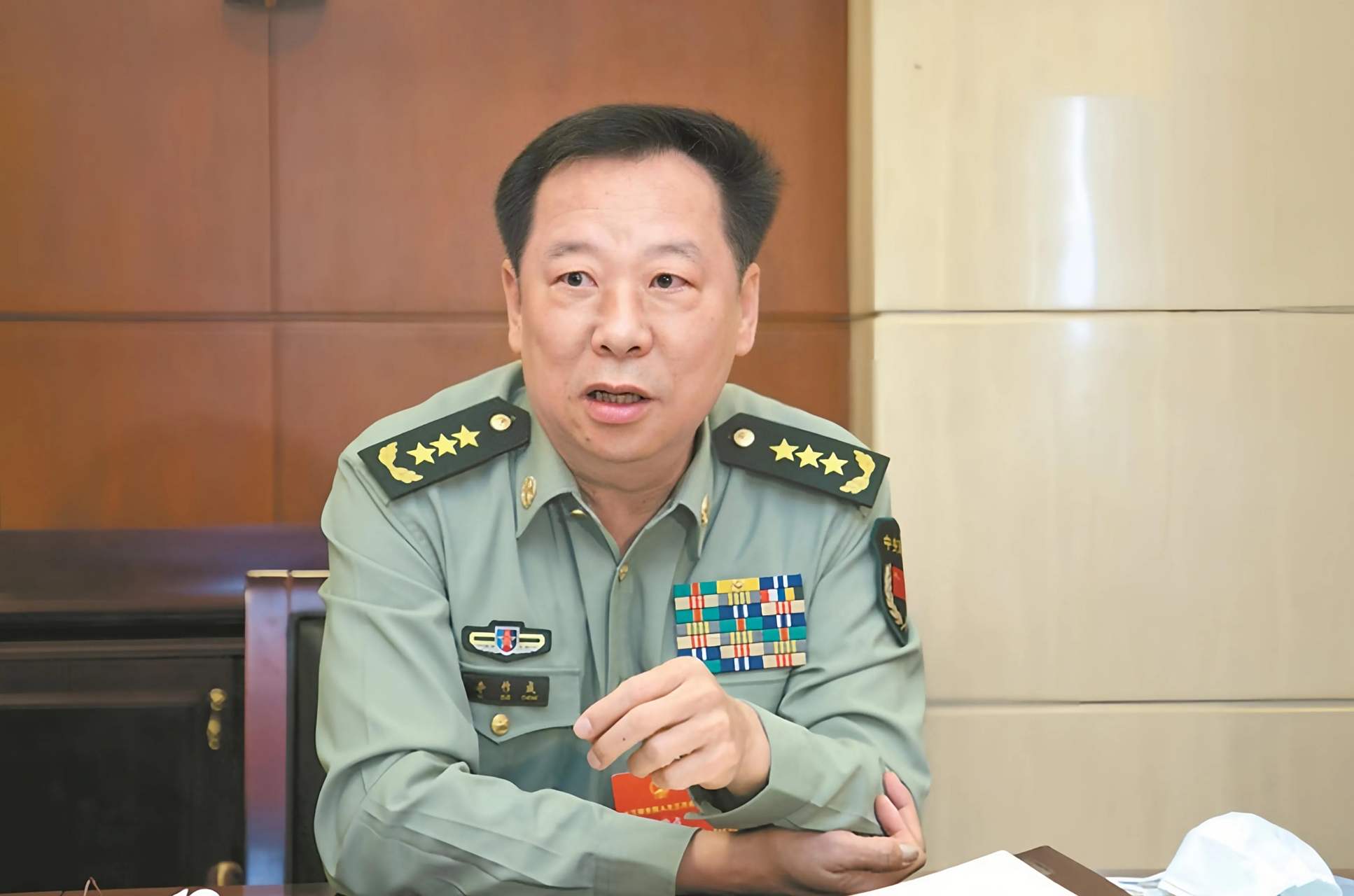 正部级老将71岁履新职,勇担重任,续写辉煌,正部级老将71岁履新职续写辉煌篇章,勇担重任展现卓越风采
