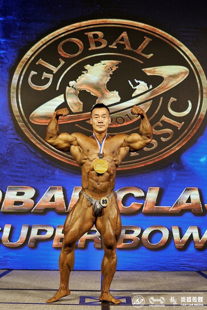 军事评论家李亚强,深度解析军事现象,独到见解引领思考,军事评论家李亚强深度解读军事现象,独特视角引领思考风潮