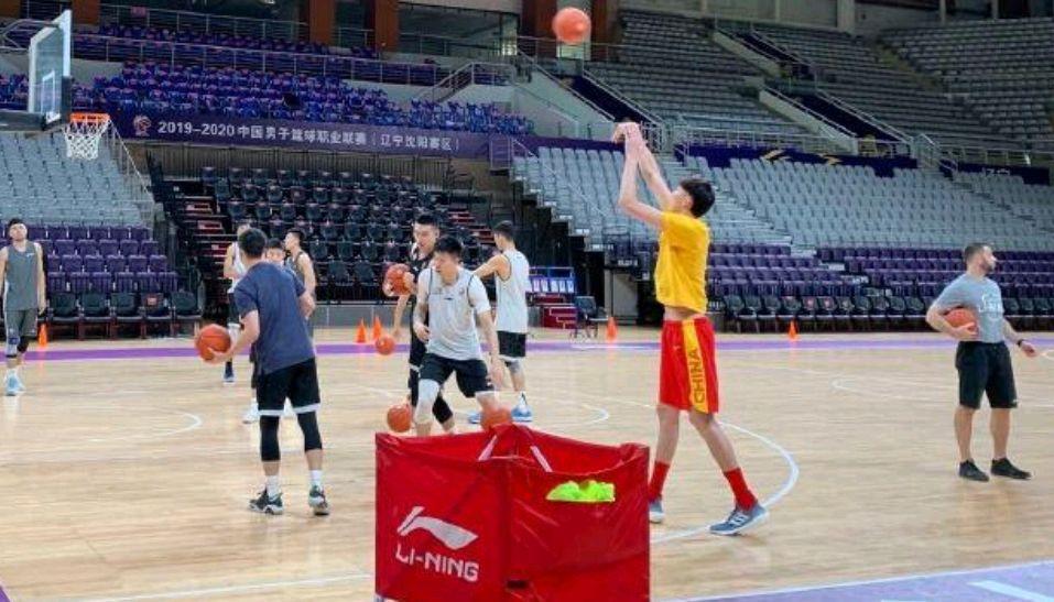 今日头条新闻评论，深度分析与观点表达，今日头条新闻评论，深度分析与观点碰撞