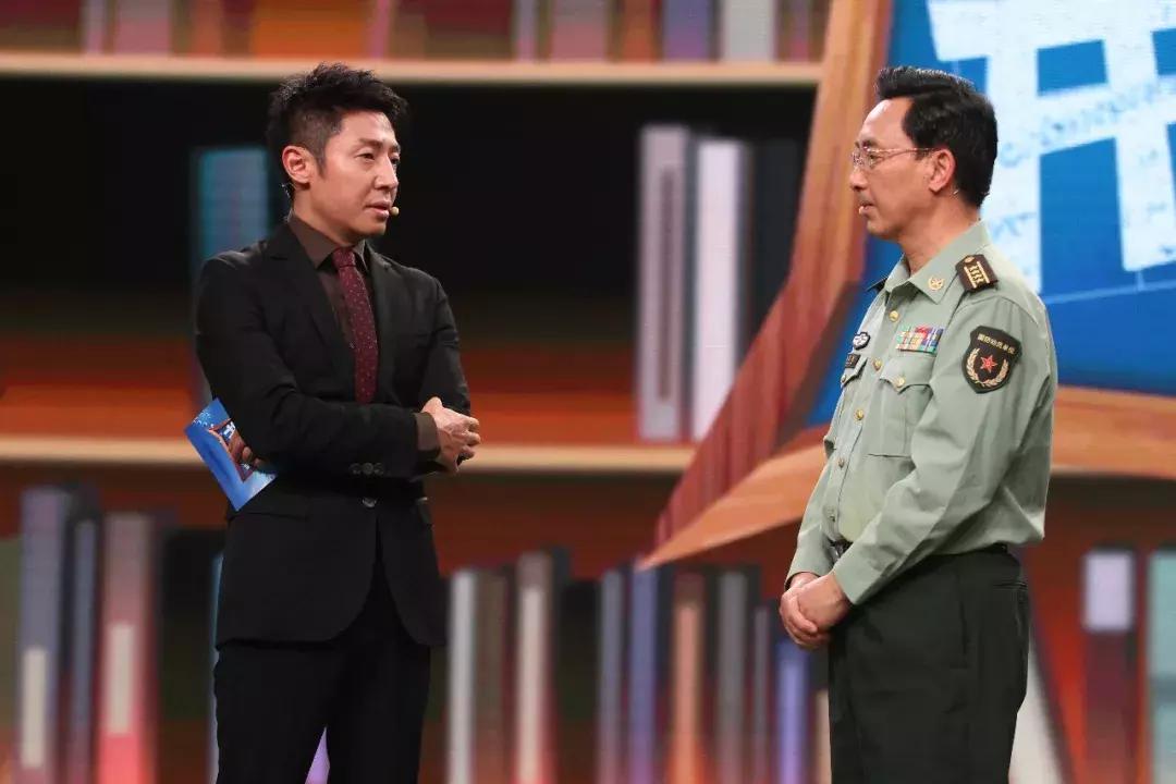 两弹一星八一勋章获得者——致敬伟大的功勋人物，致敬两弹一星功勋人物，八一勋章荣耀加冕