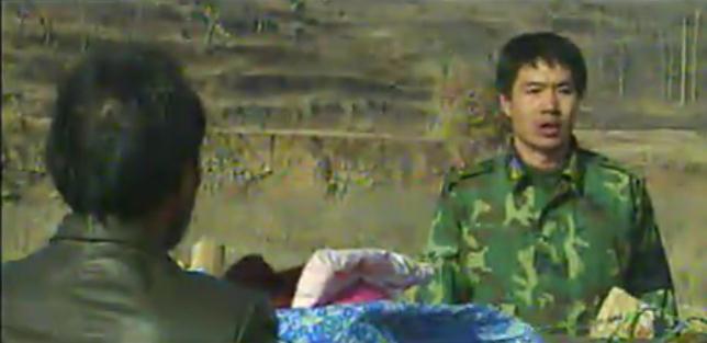 探索中国武警的标志性装备，99式武警服装图片，中国武警标志性装备探索，99式武警服装图片展示