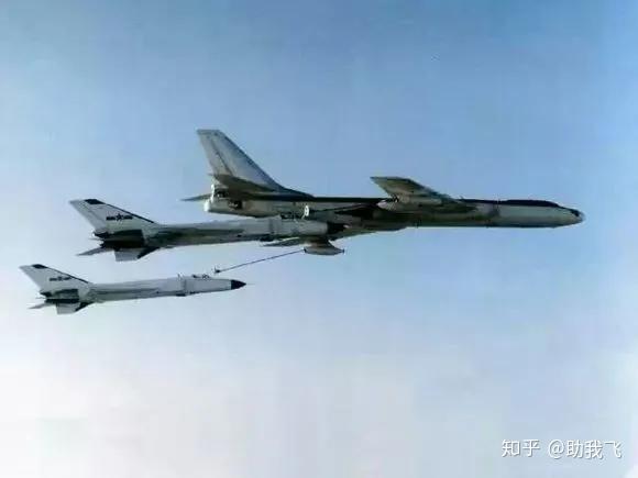 歼八空中加油,中国空军力量的重要里程碑,歼八空中加油,中国空军力量的飞跃里程碑