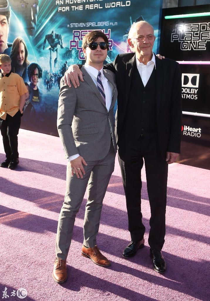 苏-30与苏-27的区别,性能、技术及应用领域的差异分析,苏-30与苏-27性能、技术及应用领域差异解析,深度探究两款战机之差异