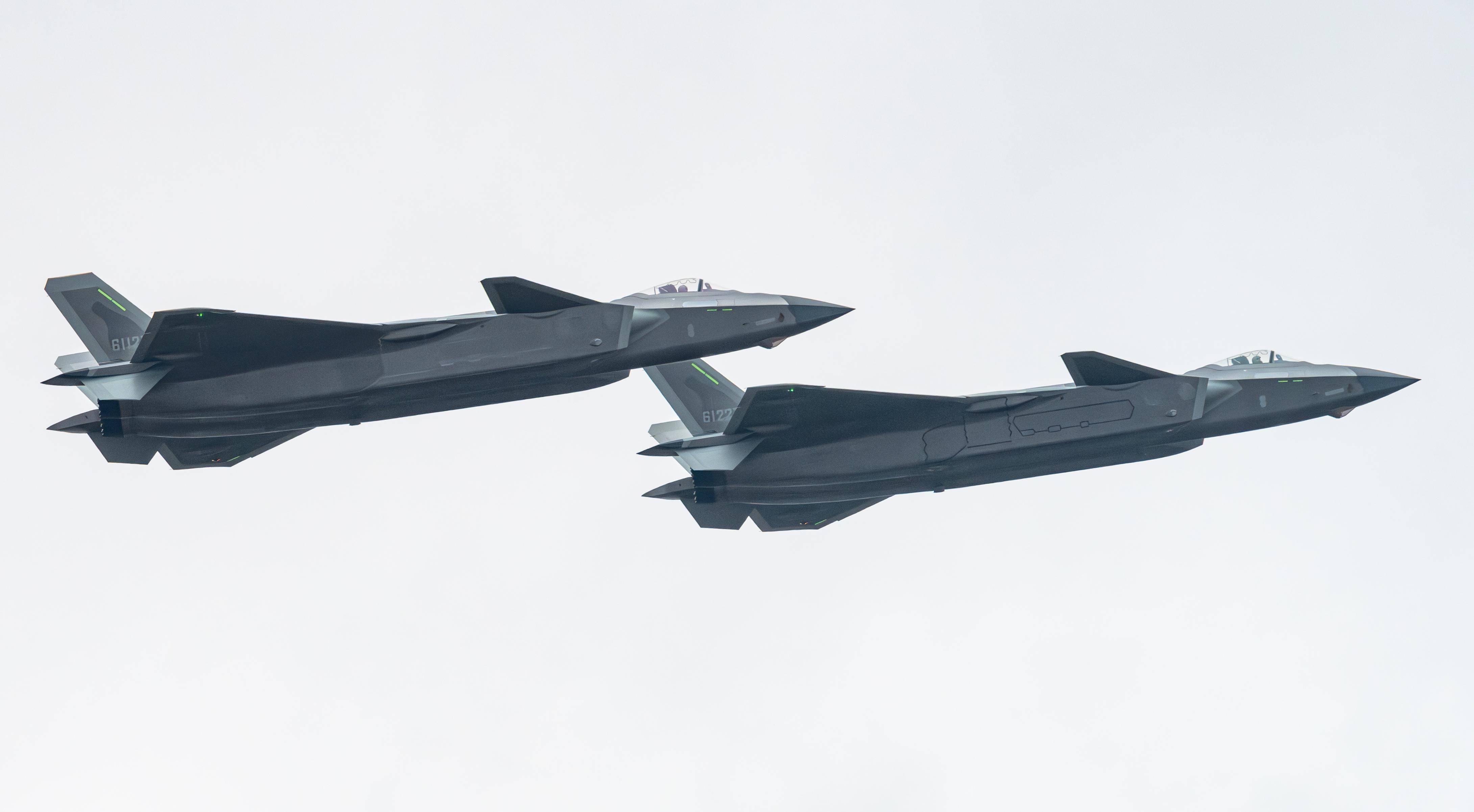 歼-20与俄罗斯的深厚支援,空中力量的国际携手,歼-20与俄罗斯的深厚支援,空中力量的国际联手