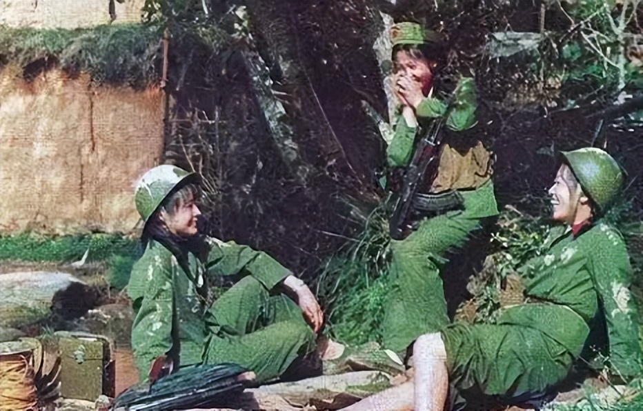 中国士兵被越南女兵俘获13年,一段复杂而深刻的历史经历,中国士兵被越南女兵俘获后的复杂历史经历,长达13年的曲折历程