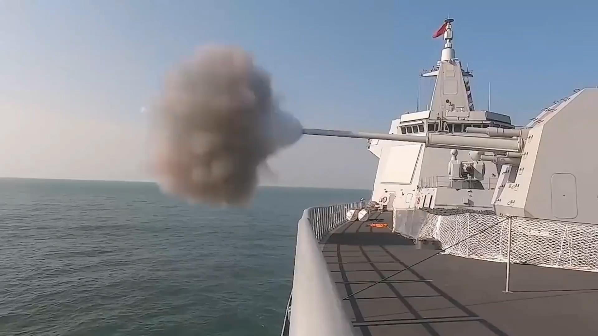 什么是055驱逐舰,055驱逐舰,探索现代海军力量的尖端科技之巅