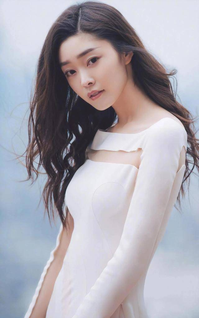 演员宋轶,星光熠熠的影视新星,影视新星宋轶,星光熠熠的璀璨之旅