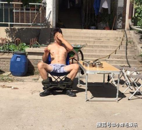 唐一菲第一任老公,婚姻背后的故事,唐一菲第一任老公,婚姻背后的故事揭秘