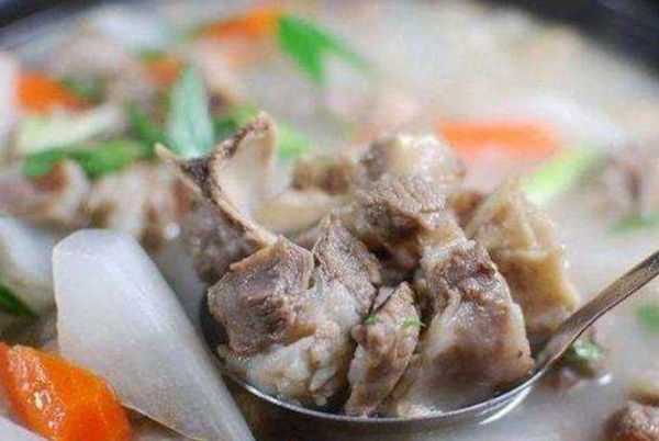 炖羊肉最忌讳两种佐料，深度解析与烹饪建议，炖羊肉的禁忌佐料，深度解析及烹饪建议