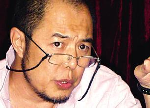 张铁林个人资料及妻子简介,张铁林个人生活揭秘,妻子身份背景大解密