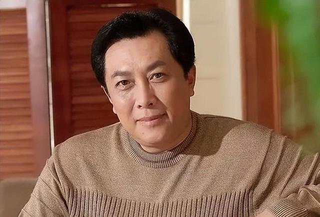 唐国强演员，演艺界的璀璨明星，唐国强，演艺界的耀眼明星