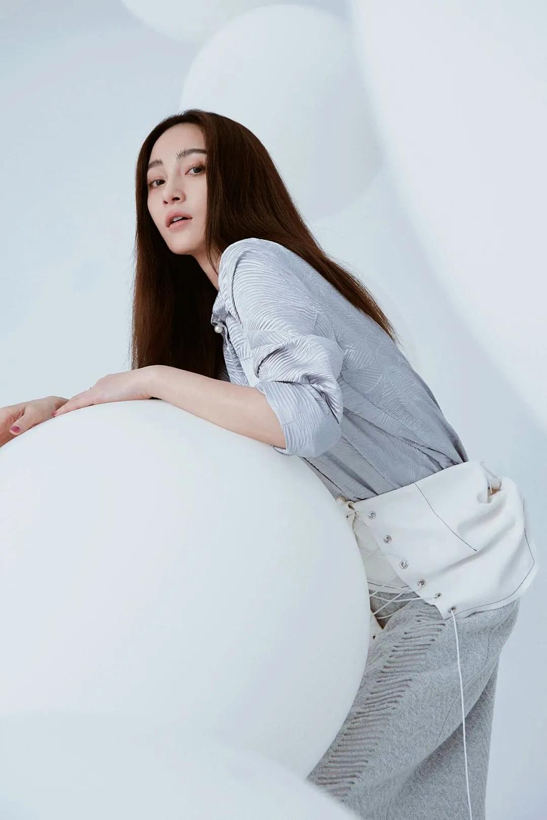 姚笛的照片,时光中的美好定格,姚笛照片,时光定格的美好瞬间