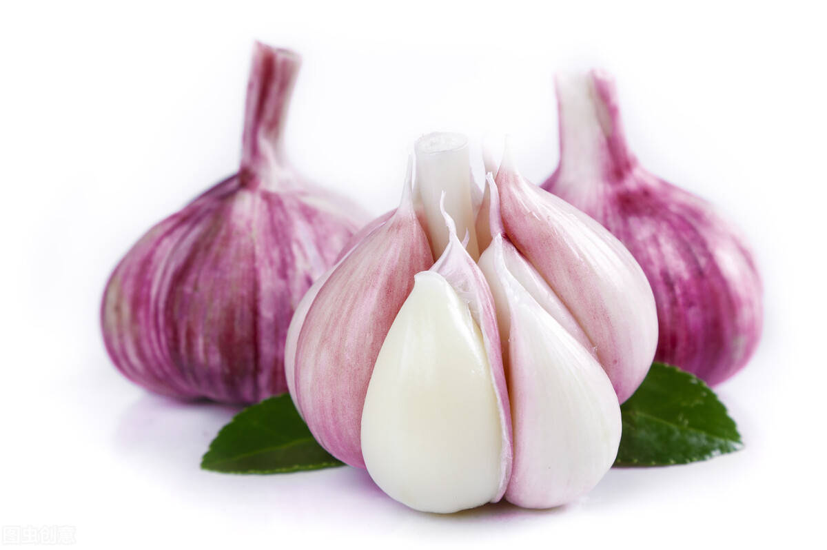 糖醋蒜的腌制方法，十斤蒜头的秘制之旅，糖醋蒜的秘制腌制方法，十斤蒜头之旅