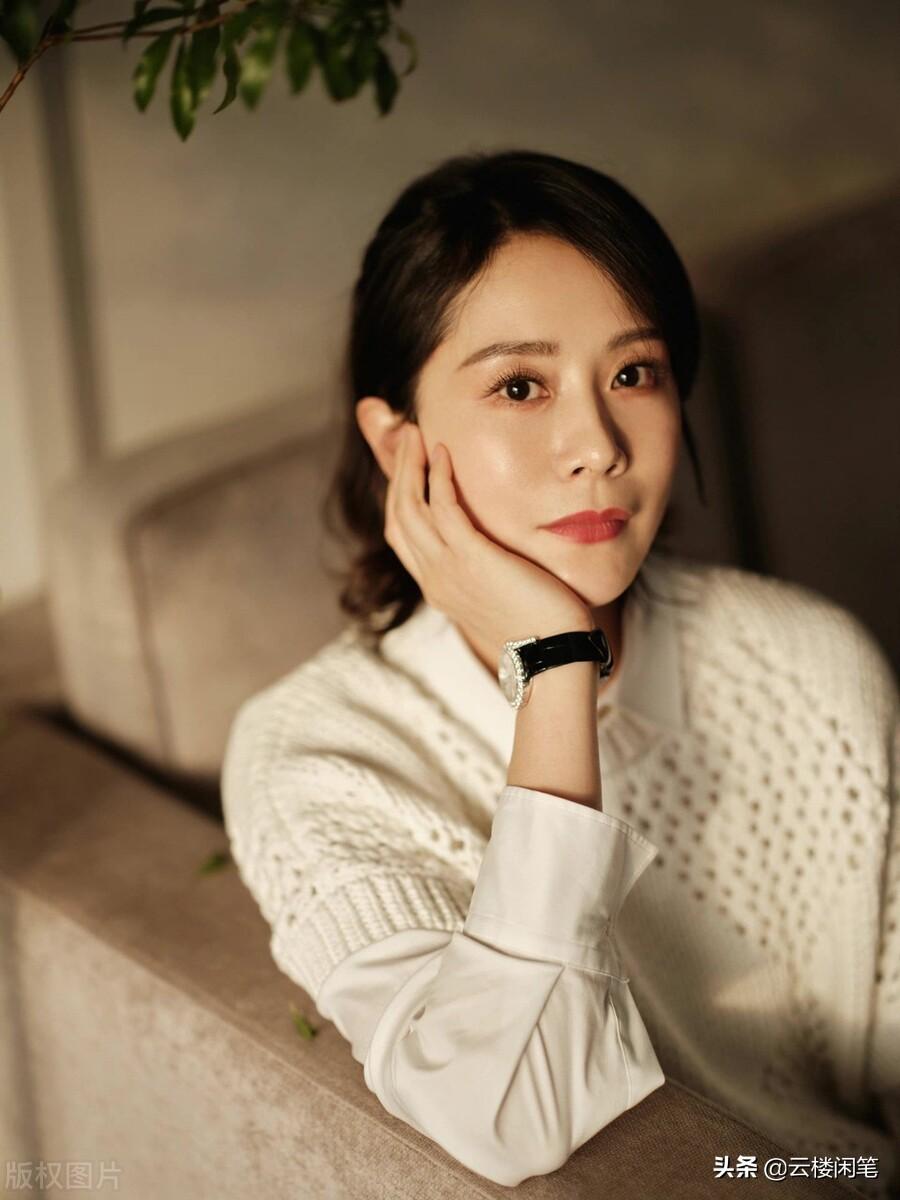 童谣个人个人资料，音乐之路与人生风采，童谣，个人音乐之路与人生风采揭秘