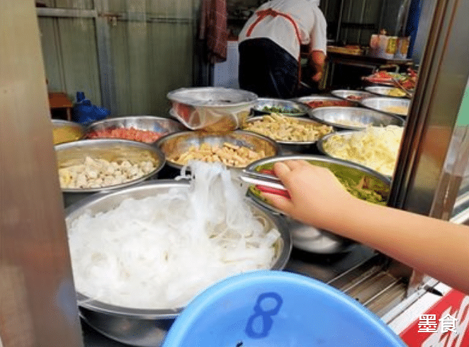 最暴利的摆摊小吃，探寻小吃行业的盈利秘诀，探寻小吃摆摊行业暴利秘诀，小吃行业的盈利之道