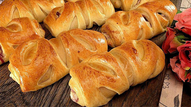 怎样做面包简单又好吃,简单又好吃的面包制作指南