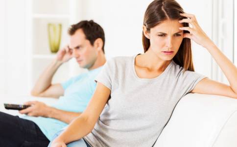 夫妻吵架的深层次原因探究,夫妻吵架的深层次原因探究,沟通裂痕如何产生?