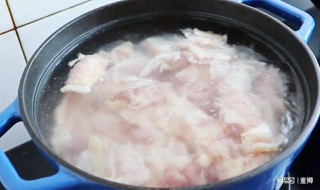 炖鸡汤的艺术,三放三不放之道,炖鸡汤的艺术,三放三不放秘诀探究