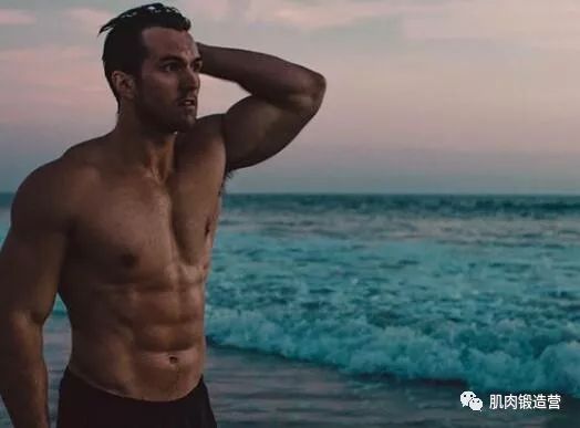 骨架小的男生如何长壮，增肌指南，骨架小男生增肌长壮指南，打造壮硕身材的秘诀